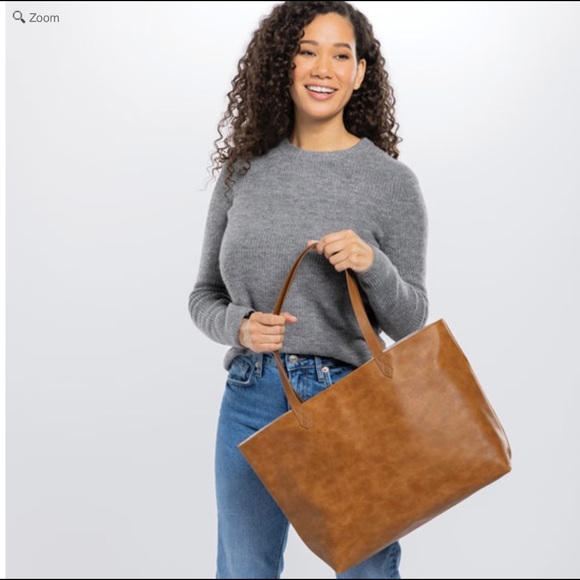 Modern Tote - White Basketweave with “ZEN” circle monogram in the color, fawn - Picture 6 of 6